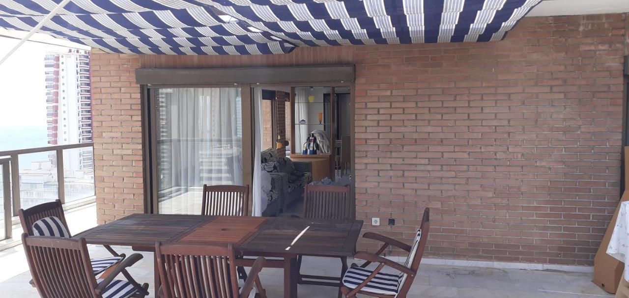 Ático con gran terraza Apartamento Benidorm Exterior foto