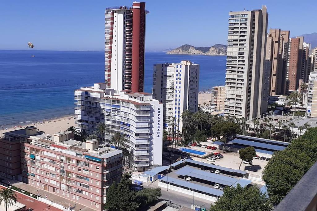 Ático con gran terraza Apartamento Benidorm Exterior foto