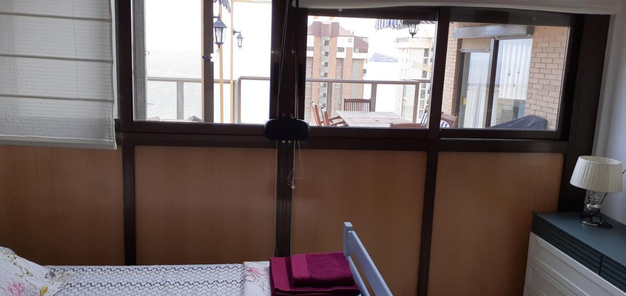 Ático con gran terraza Apartamento Benidorm Exterior foto