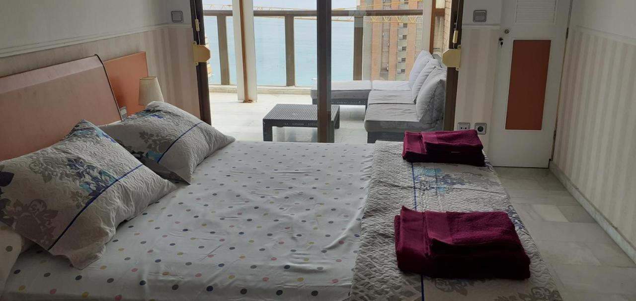 Ático con gran terraza Apartamento Benidorm Exterior foto