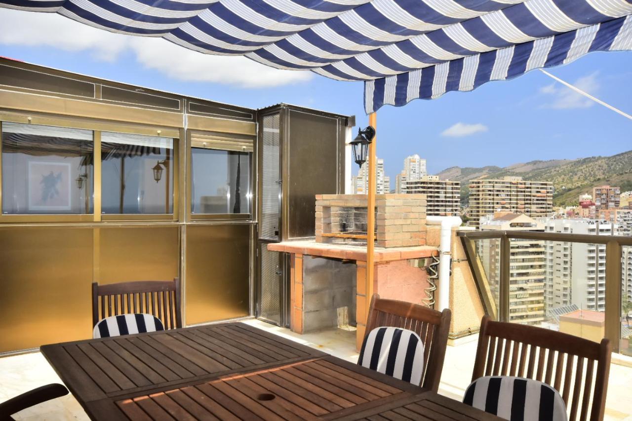 Ático con gran terraza Apartamento Benidorm Exterior foto