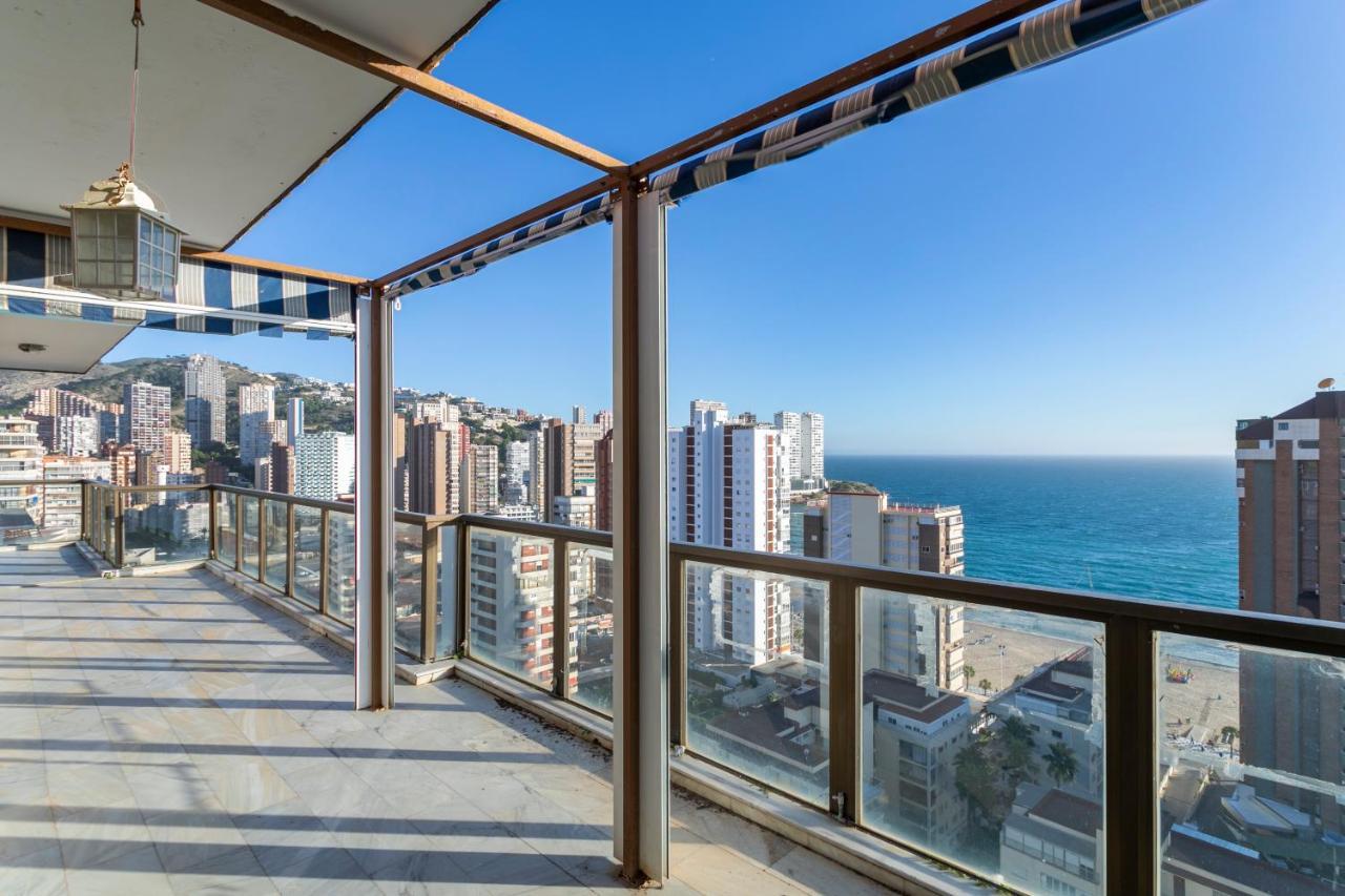 Ático con gran terraza Apartamento Benidorm Exterior foto