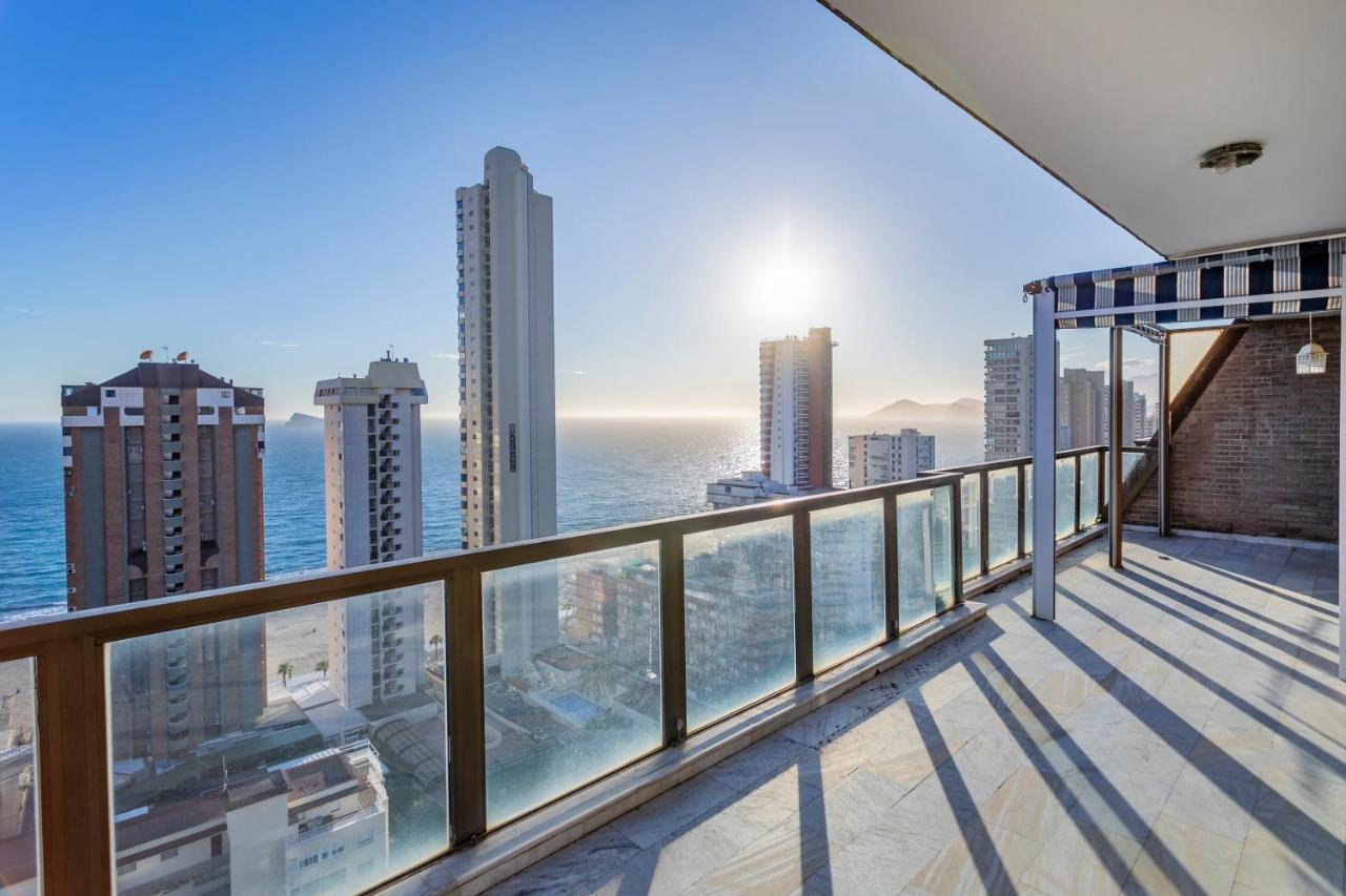 Ático con gran terraza Apartamento Benidorm Exterior foto