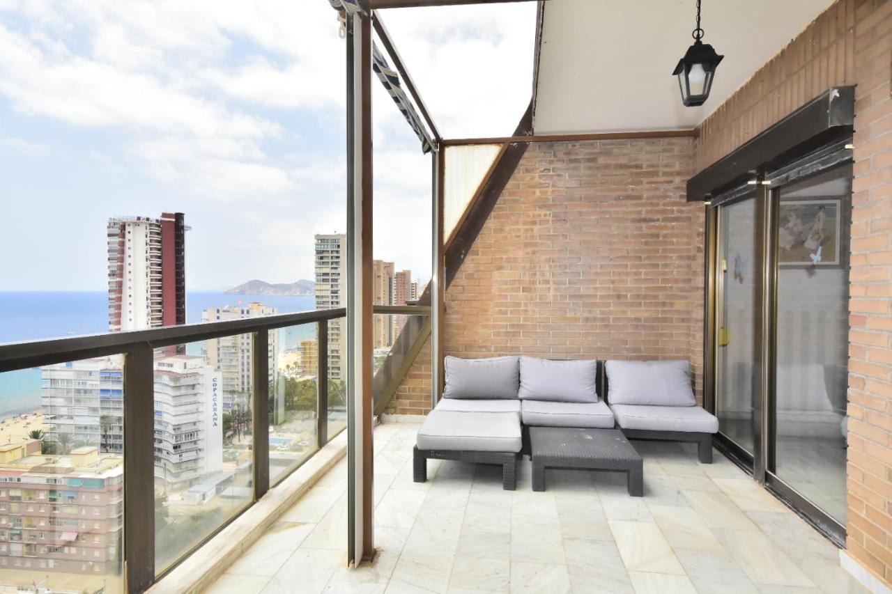 Ático con gran terraza Apartamento Benidorm Exterior foto