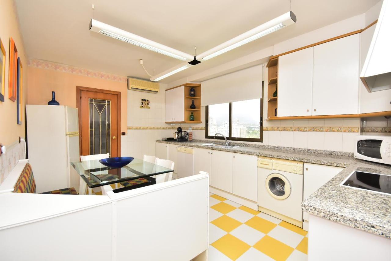 Ático con gran terraza Apartamento Benidorm Exterior foto