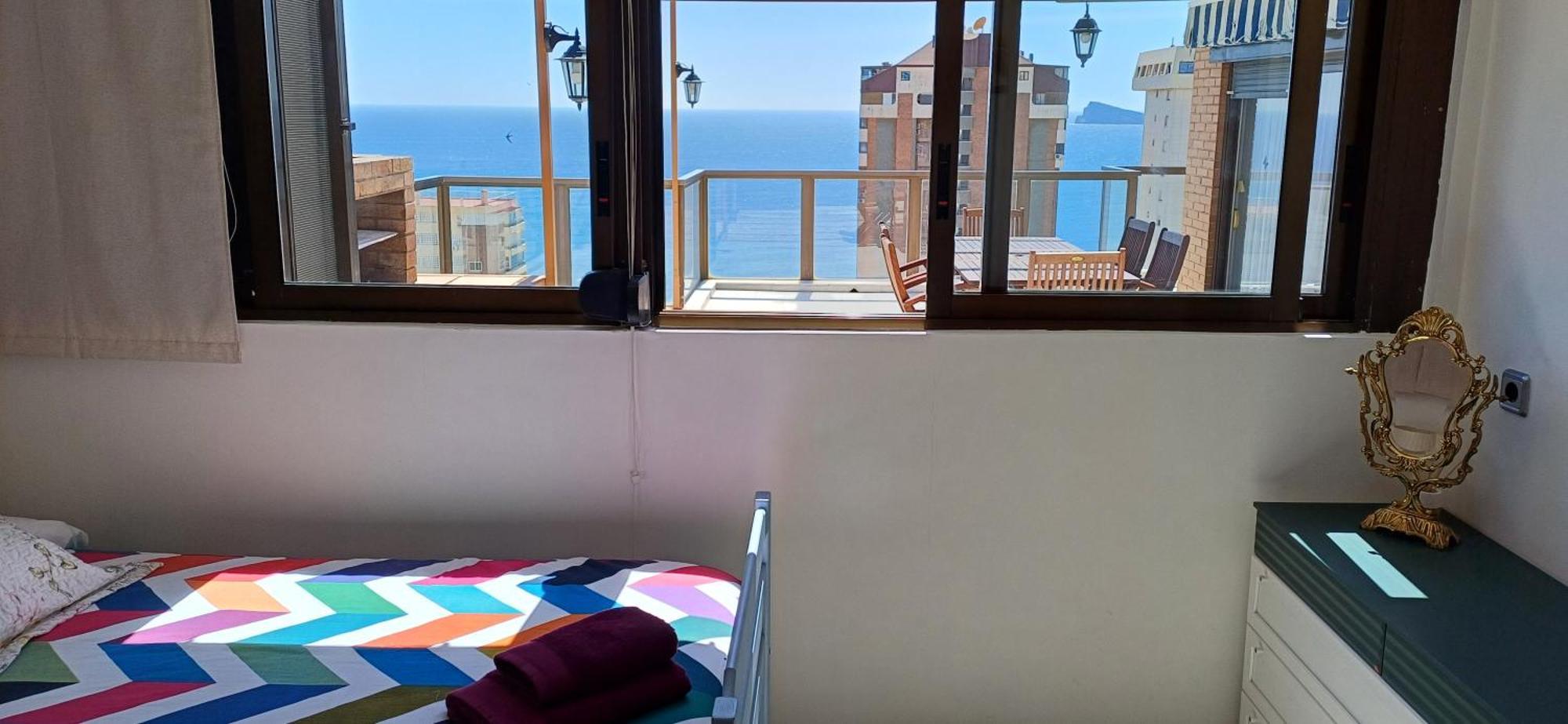 Ático con gran terraza Apartamento Benidorm Exterior foto