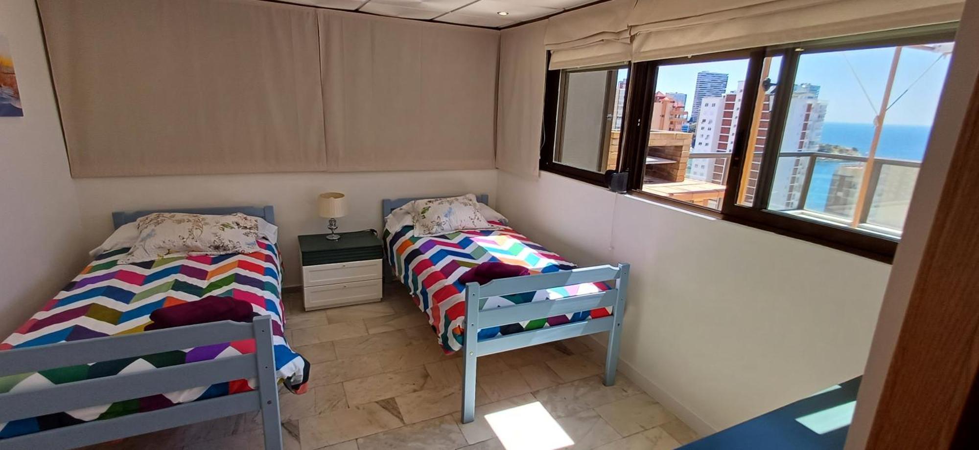 Ático con gran terraza Apartamento Benidorm Exterior foto